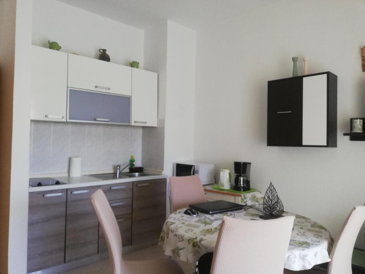 Apartments Mirela Poreč Eksteriør billede