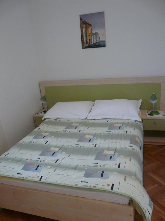 Apartments Mirela Poreč Eksteriør billede