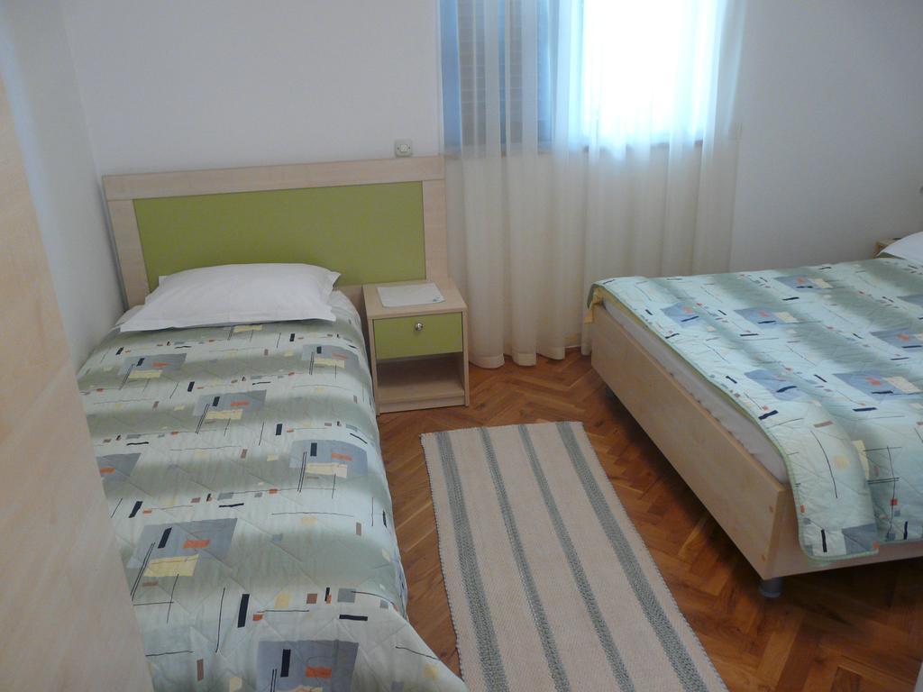 Apartments Mirela Poreč Eksteriør billede