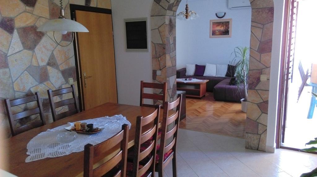 Apartments Mirela Poreč Eksteriør billede